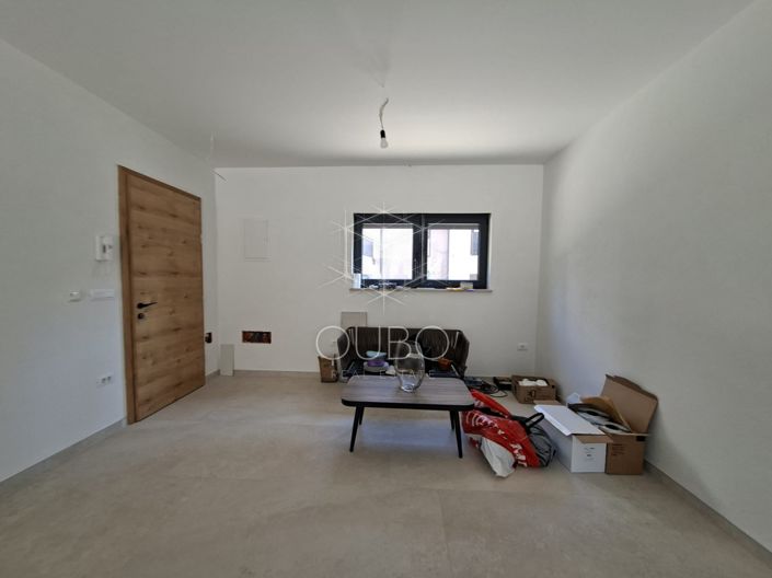 Image No.3-Appartement de 2 chambres à vendre à Rovinj