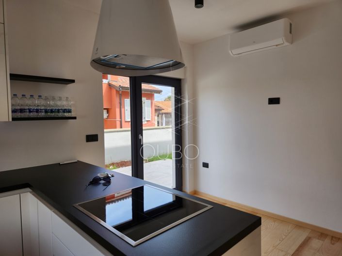 Image No.20-3 Bed House for sale