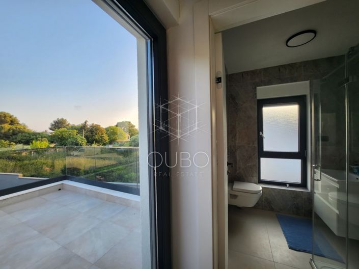 Image No.23-3 Bed House for sale