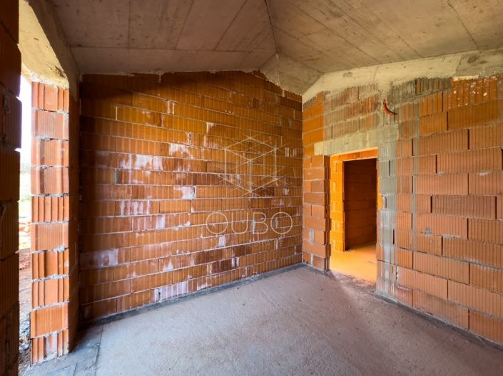 Image No.23-2 Bed House for sale