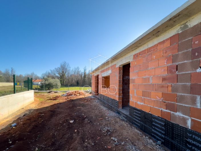 Image No.24-2 Bed House for sale