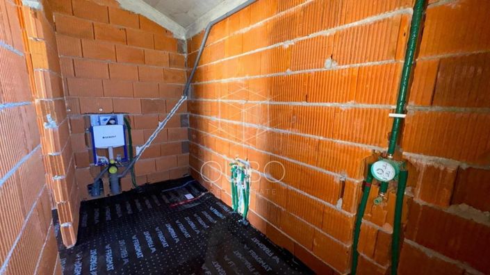 Image No.28-2 Bed House for sale