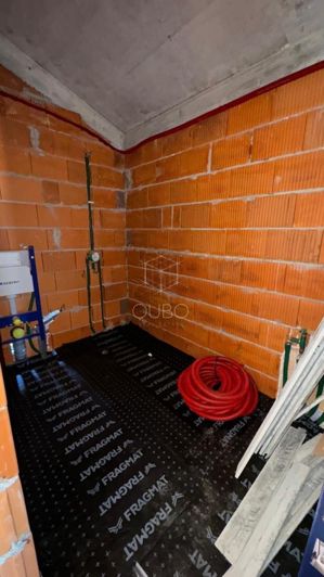 Image No.30-2 Bed House for sale