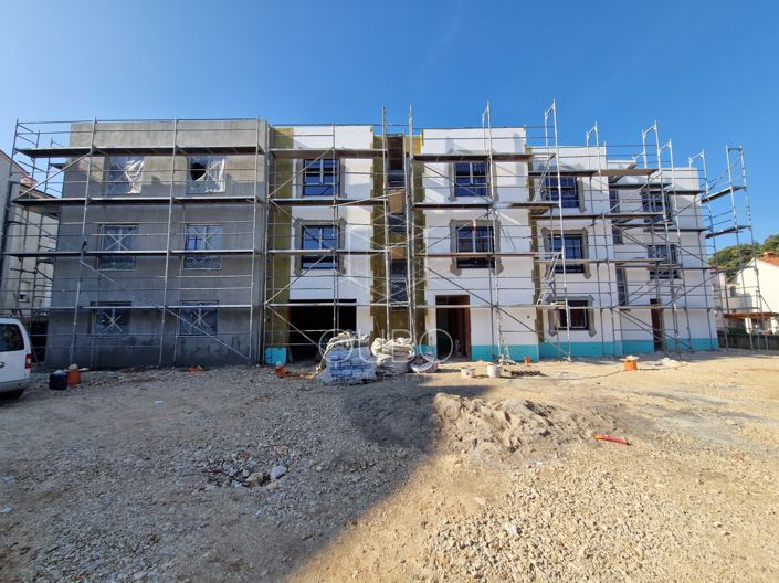 Image No.8-3 Bed Apartment for sale