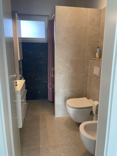 Image No.13-6 Bed House for sale