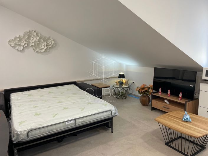 Image No.22-6 Bed House for sale