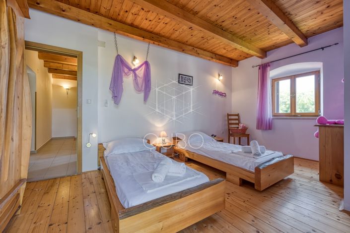 Image No.14-4 Bed House for sale