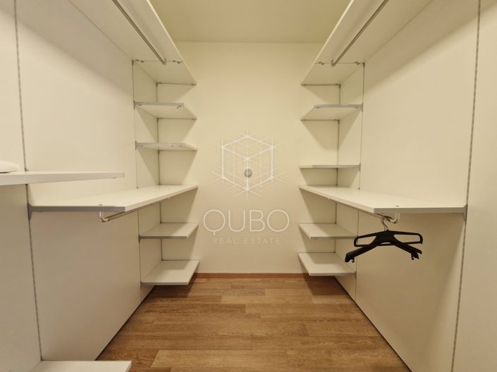 Image No.21-4 Bed Apartment for sale