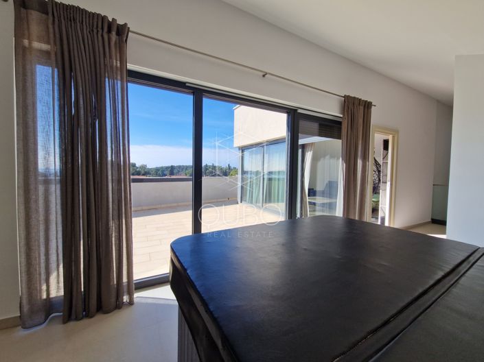 Image No.7-4 Bed Apartment for sale