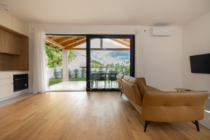 Image No.16-2 Bed House for sale