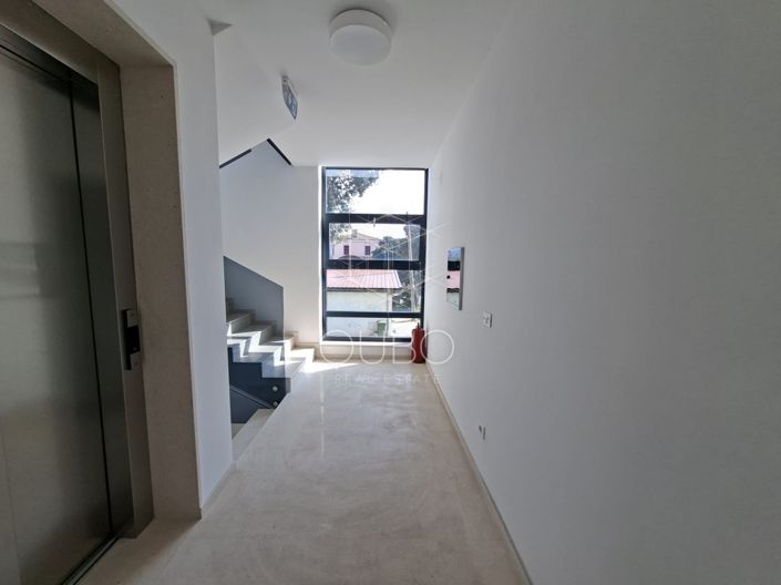 Image No.30-2 Bed Apartment for sale