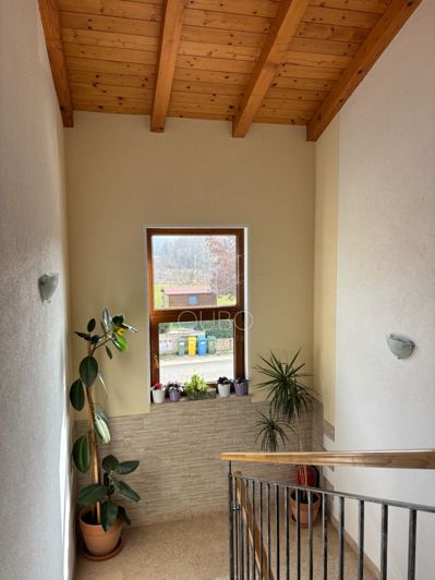 Image No.23-8 Bed House for sale