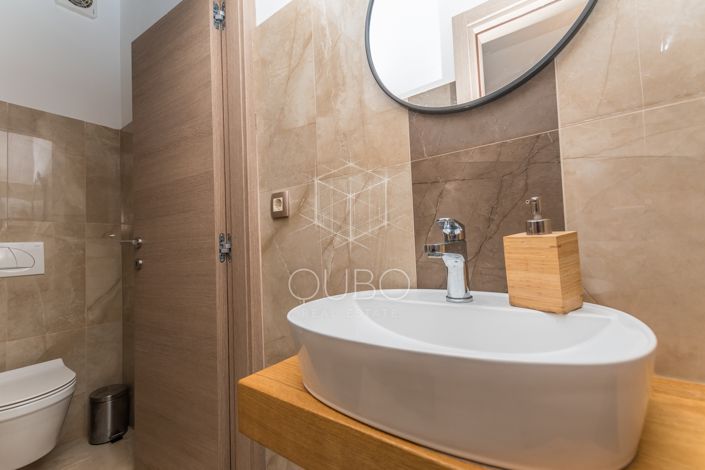 Image No.18-Commercial for sale