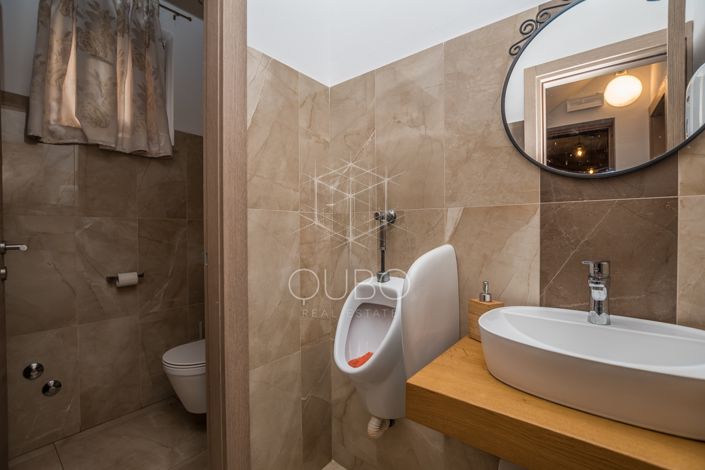 Image No.19-Commercial for sale