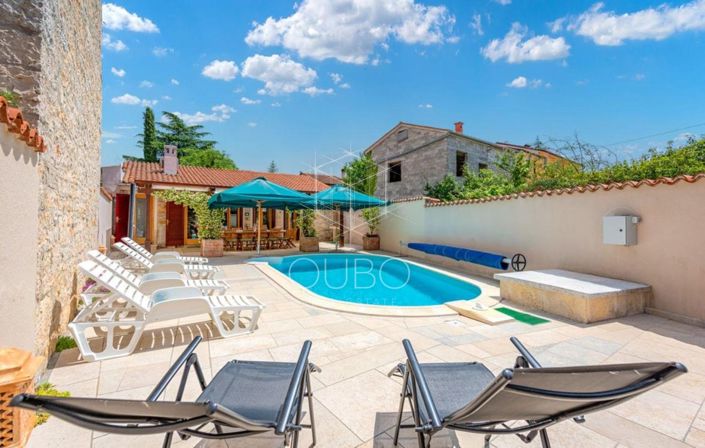 Image No.2-Maison de 5 chambres à vendre à Kanfanar