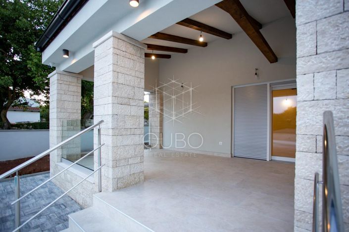 Image No.18-Maison de 4 chambres à vendre à Rovinj