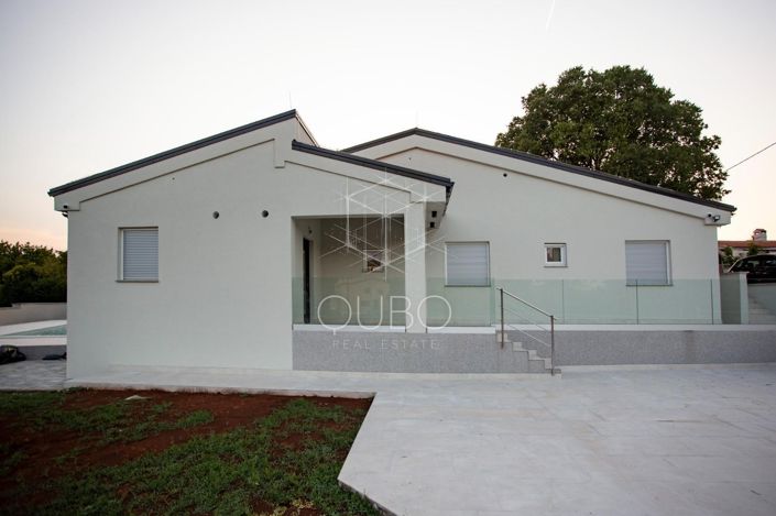 Image No.6-Maison de 4 chambres à vendre à Rovinj