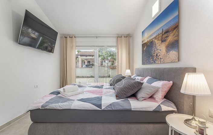 Image No.21-3 Bed House for sale