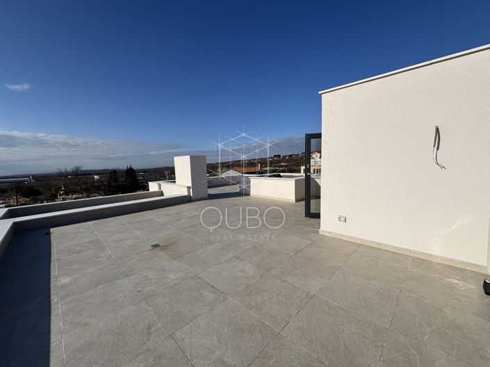 Image No.22-3 Bed House for sale