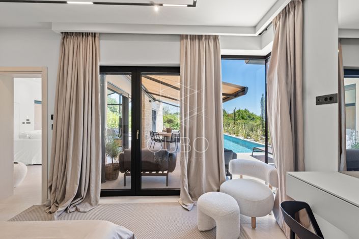 Image No.25-3 Bed House for sale