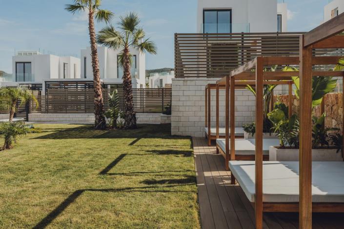 Image No.19-3 Bed Villa / Detached for sale