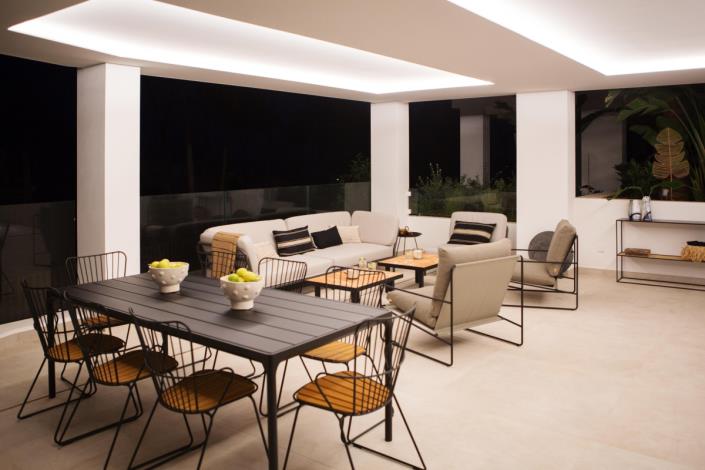 Image No.8-4 Bed Villa / Detached for sale