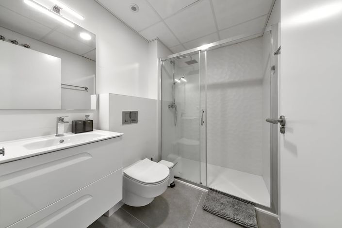 Image No.20-3 Bed Apartment for sale