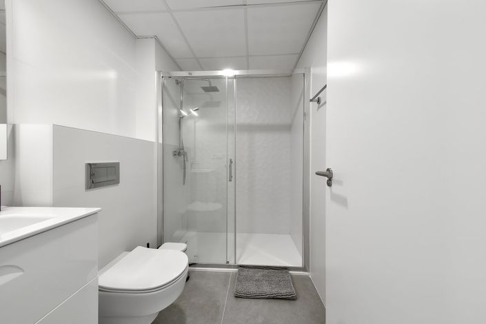 Image No.21-3 Bed Apartment for sale