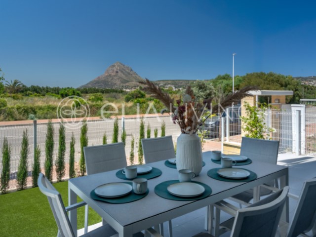 Image No.23-3 Bed Apartment for sale