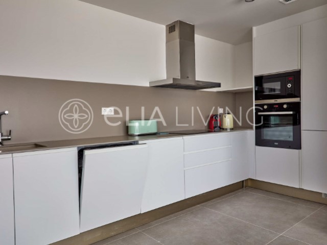 Image No.24-3 Bed Apartment for sale