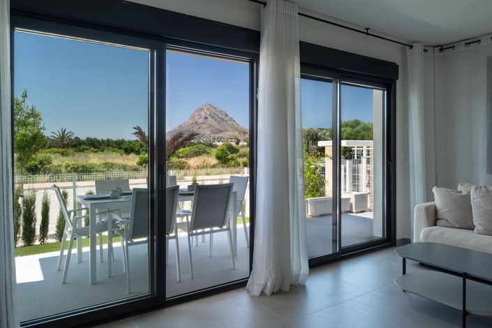 Image No.3-3 Bed Apartment for sale