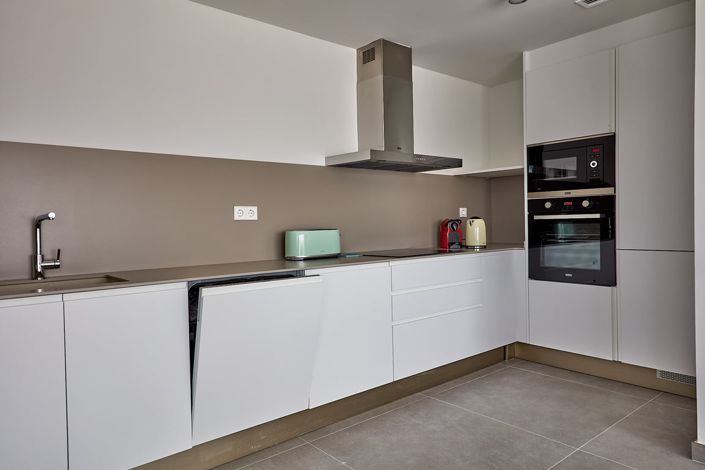 Image No.9-3 Bed Apartment for sale