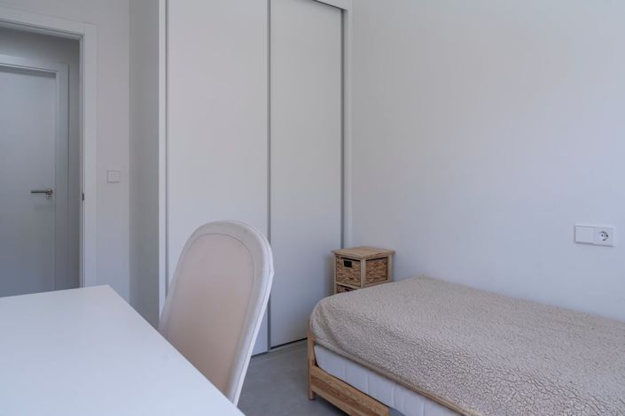 Image No.14-2 Bed Apartment for sale