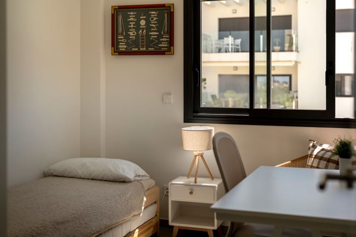 Image No.17-2 Bed Apartment for sale