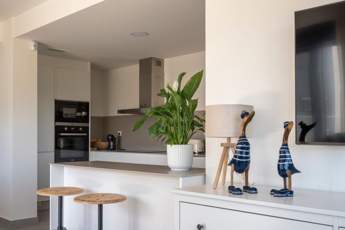 Image No.5-2 Bed Apartment for sale