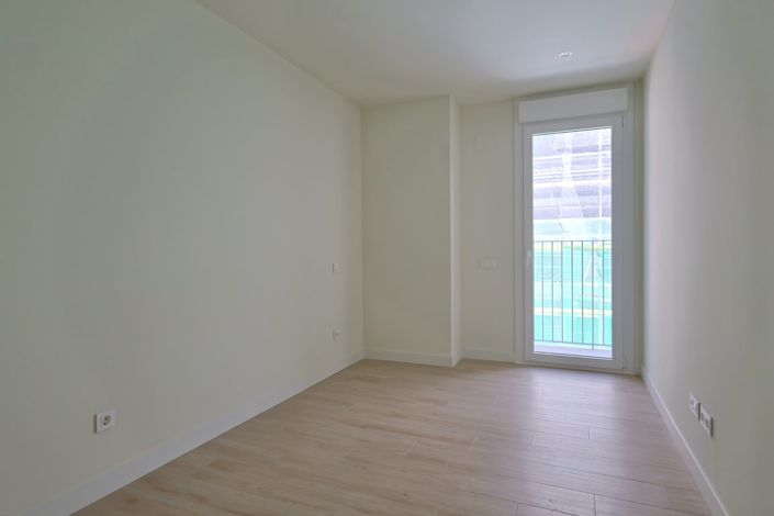 Image No.14-2 Bed Apartment for sale