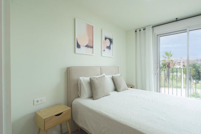 Image No.17-2 Bed Apartment for sale