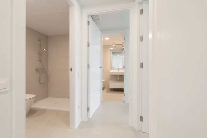 Image No.12-2 Bed Apartment for sale