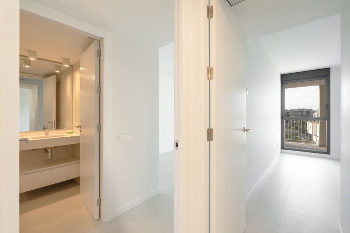 Image No.13-2 Bed Apartment for sale