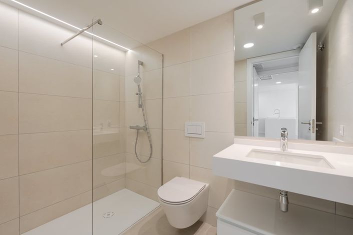 Image No.15-2 Bed Apartment for sale