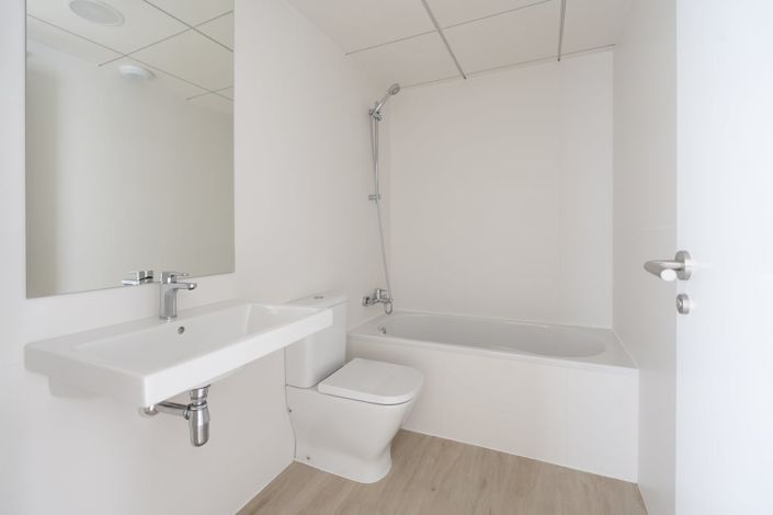 Image No.11-2 Bed Apartment for sale