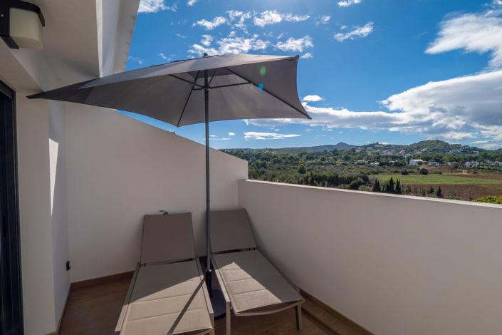 Image No.9-3 Bed Duplex for sale