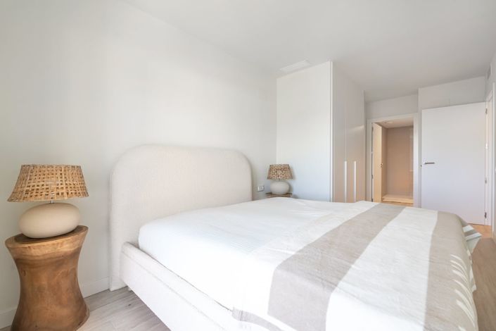 Image No.11-2 Bed Apartment for sale