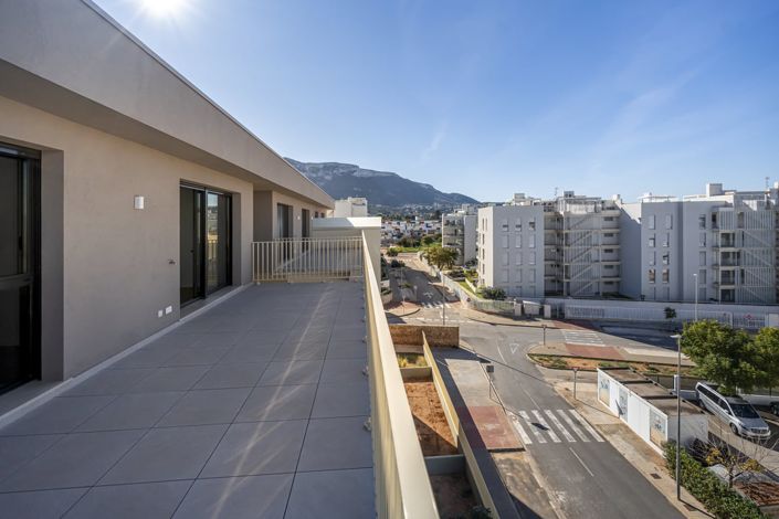 Image No.21-2 Bed Apartment for sale