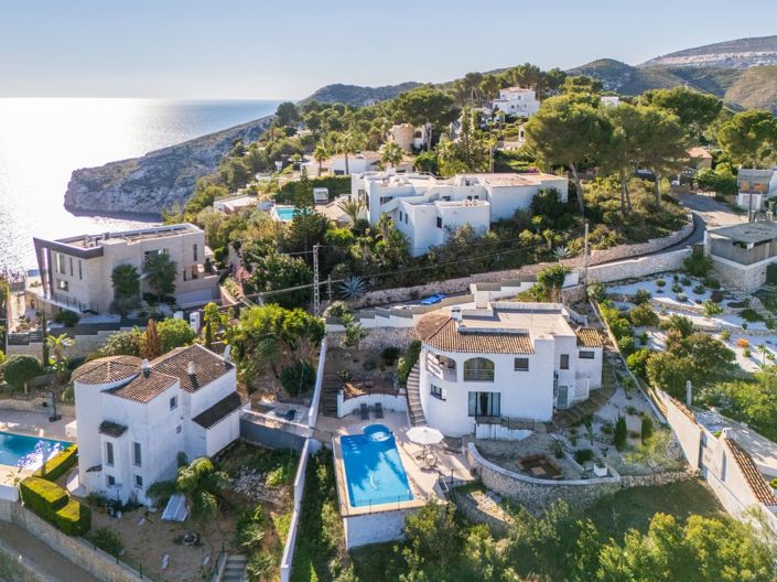 Image No.10-3 Bed Villa for sale