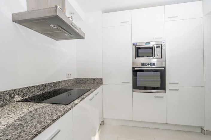 Image No.27-3 Bed Villa for sale