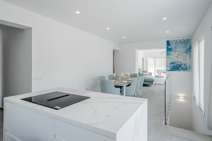 Image No.18-4 Bed Villa for sale