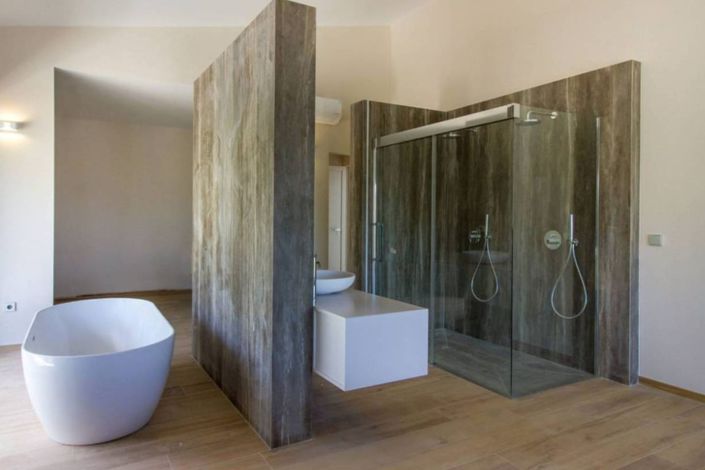 Image No.18-3 Bed Villa for sale