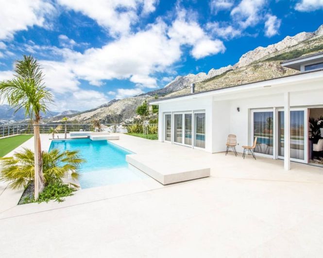 Image No.4-3 Bed Villa for sale