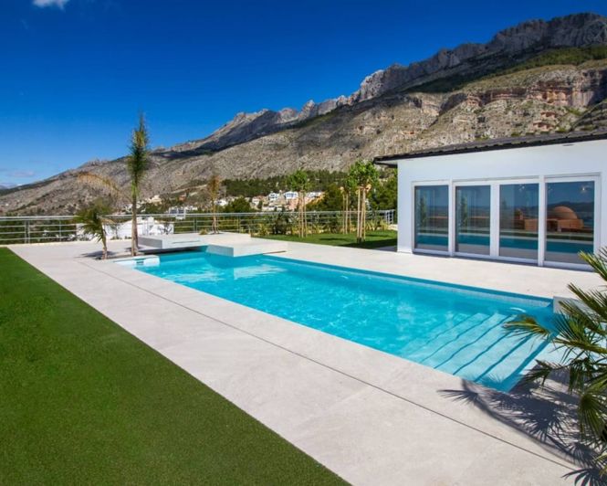 Image No.5-3 Bed Villa for sale